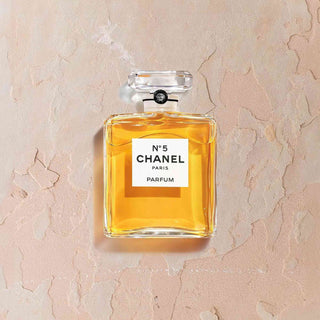 Chanel No. 5: Die ewige Ikone der Eleganz