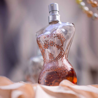 Die besten Parfums für Teenager: Frische und leichte Düfte für junge Haut