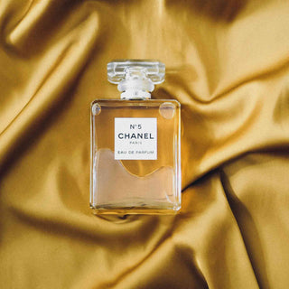 Parfum und Film: Kultdüfte, die Geschichte geschrieben haben