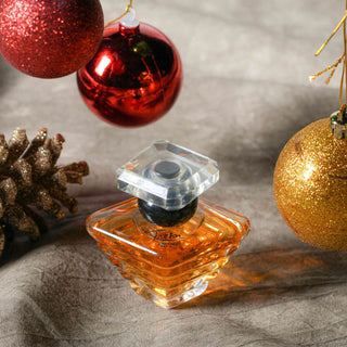 So wirkt dein Parfum bei Tag vs. Nacht – Der Duft im Wandel der Uhrzeit
