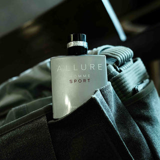 Warum einige Düfte süchtig machen: Die Chemie hinter Parfum