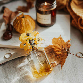 Wie lange ist ein Parfum haltbar? Die Wahrheit über Duftverfall